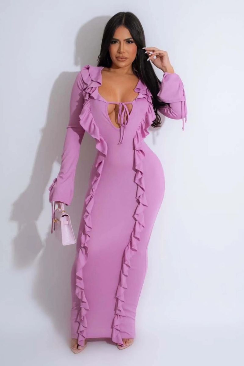 Figurbetontes, langärmliges Kleid mit Rüschen im Quallen-Design (Kopie)
